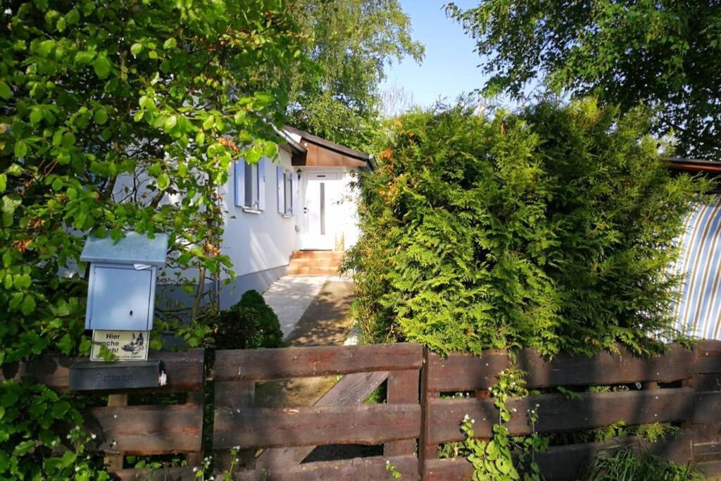 Charmantes Ferienhaeuschen Zwischen Muenchen Und Augsburg Ried  エクステリア 写真